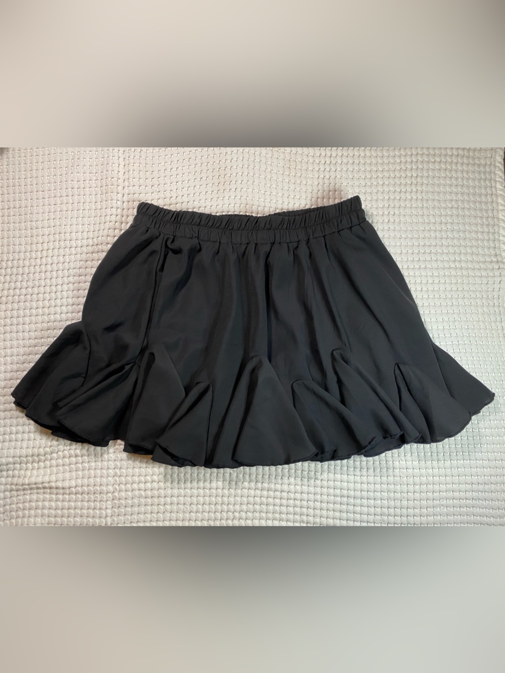 Avidlove black ruffled mini skirt